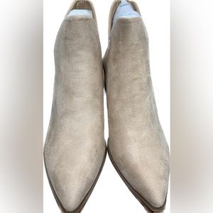 Womens Ankle Boots Slip on Cutout  Snakeskin Chunky Stacked Mid Heel  -Nude